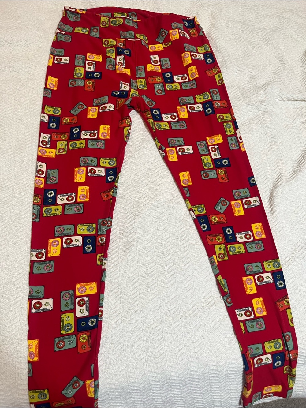 Ladies TC LuLaRoe cassette 80’s print leggings